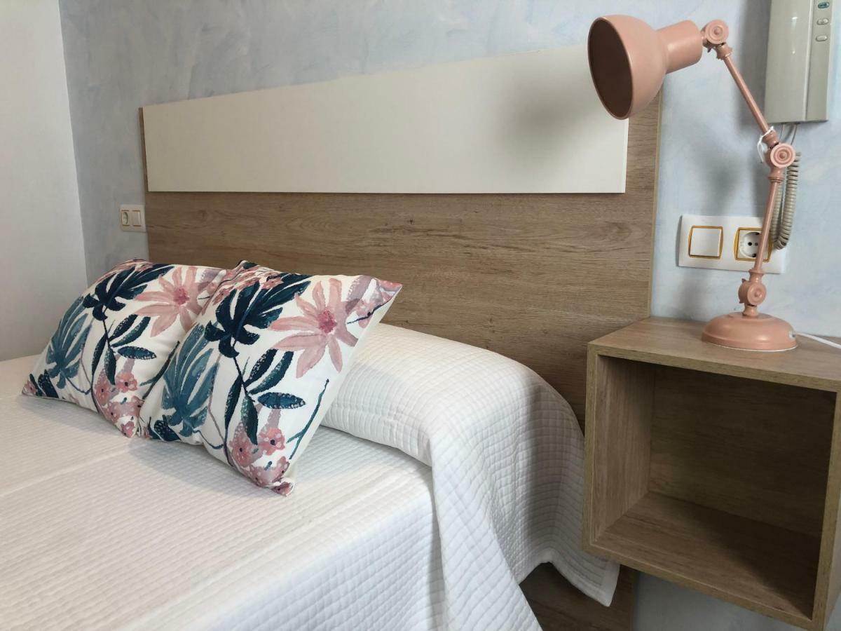 Hotel Valldigna Tavernes de Valldigna Εξωτερικό φωτογραφία